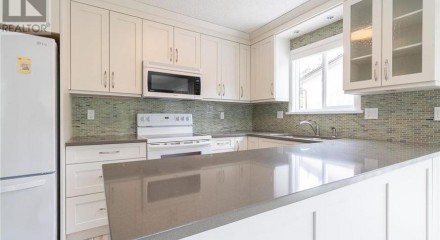 Residential - Single Family Home - Coquitlam, Canada - Canada