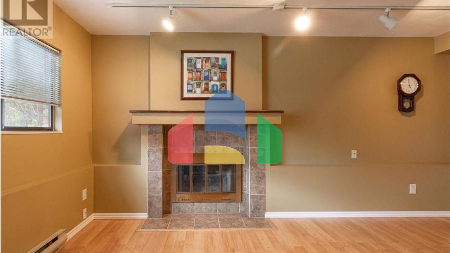 Residential - Single Family Home - Coquitlam, Canada - Canada