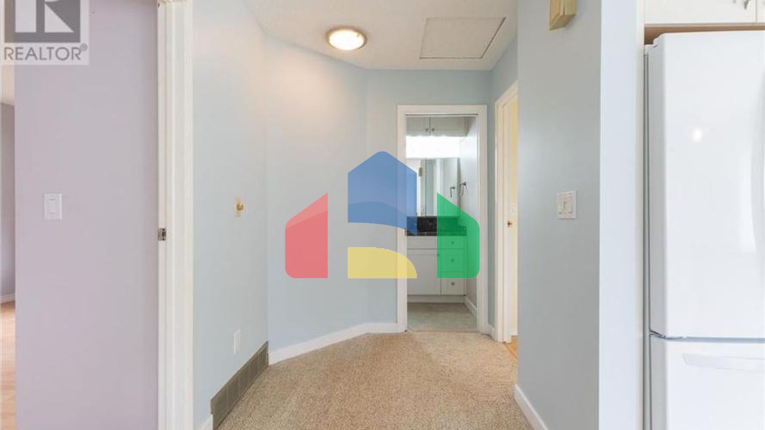 Residential - Single Family Home - Coquitlam, Canada - Canada