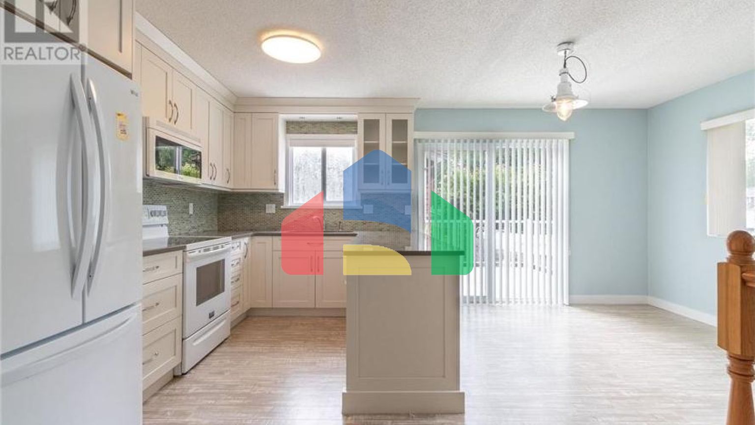 Residential - Single Family Home - Coquitlam, Canada - Canada