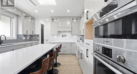 Residential - Single Family Home - Coquitlam, Canada - Canada