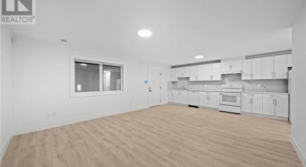 Residential - Single Family Home - Coquitlam, Canada - Canada