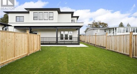 Residential - Single Family Home - Coquitlam, Canada - Canada