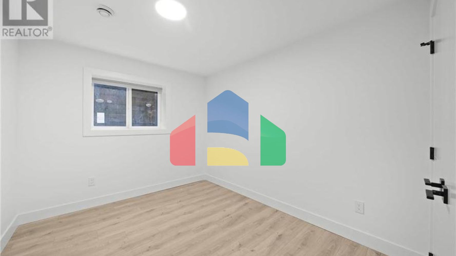 Residential - Single Family Home - Coquitlam, Canada - Canada