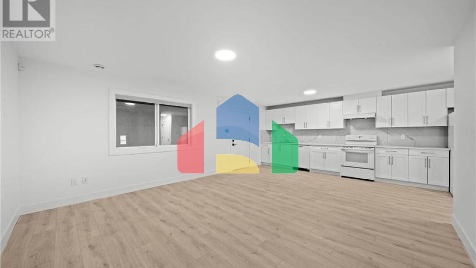 Residential - Single Family Home - Coquitlam, Canada - Canada