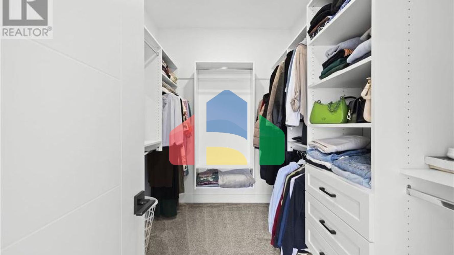 Residential - Single Family Home - Coquitlam, Canada - Canada