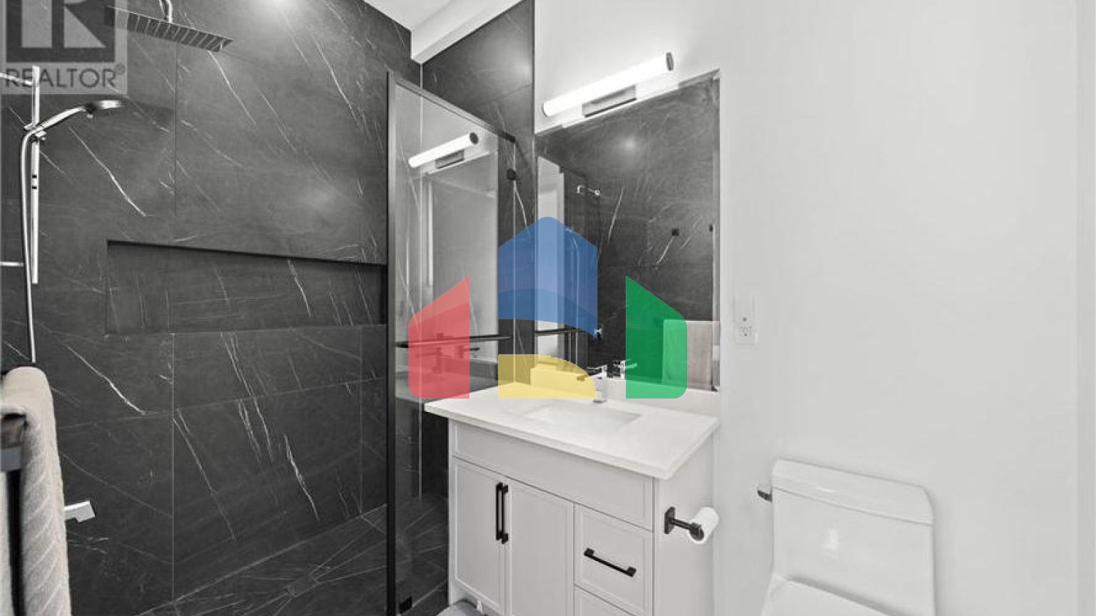 Residential - Single Family Home - Coquitlam, Canada - Canada