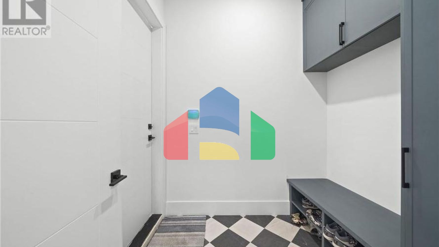 Residential - Single Family Home - Coquitlam, Canada - Canada