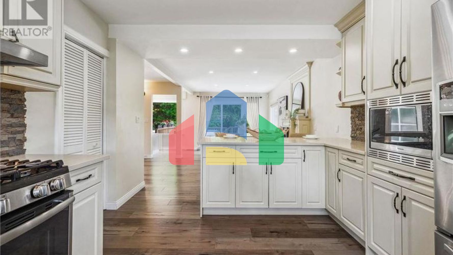 Residential - Condo/Apartment - Coquitlam, Canada - Canada