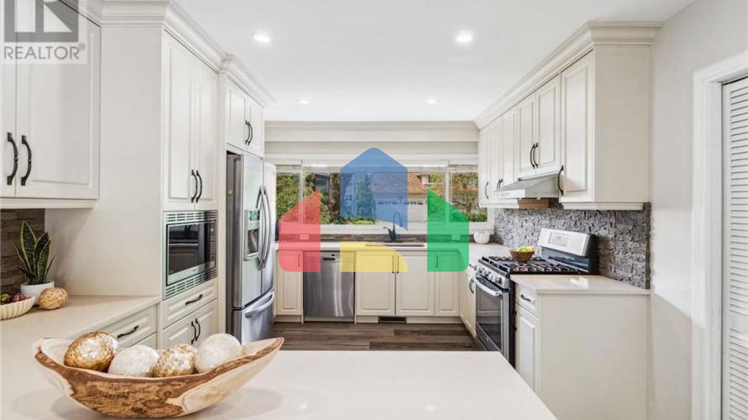 Residential - Condo/Apartment - Coquitlam, Canada - Canada