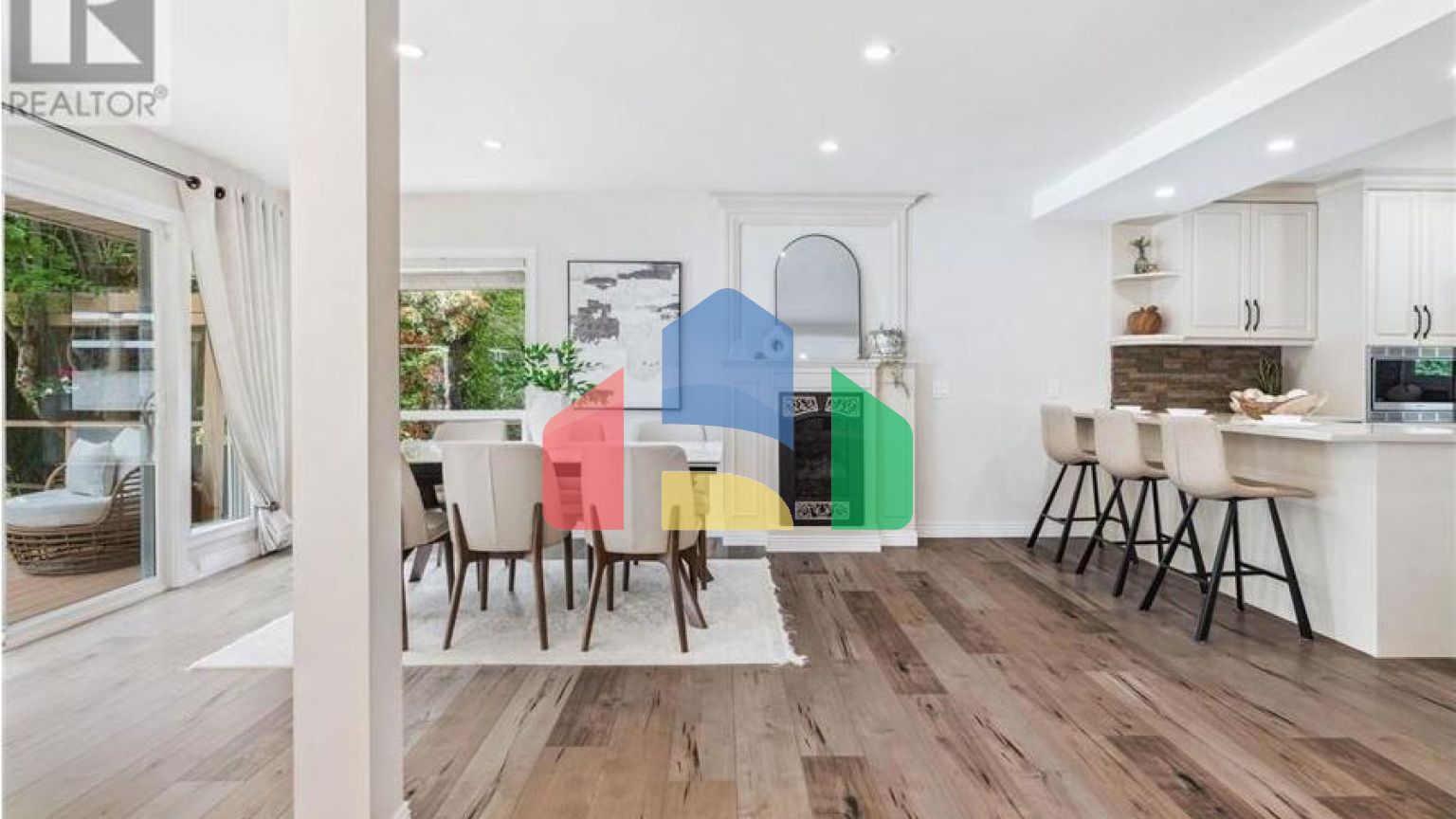 Residential - Condo/Apartment - Coquitlam, Canada - Canada