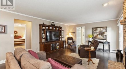 Residential - Single Family Home - Coquitlam, Canada - Canada