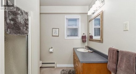 Residential - Single Family Home - Coquitlam, Canada - Canada