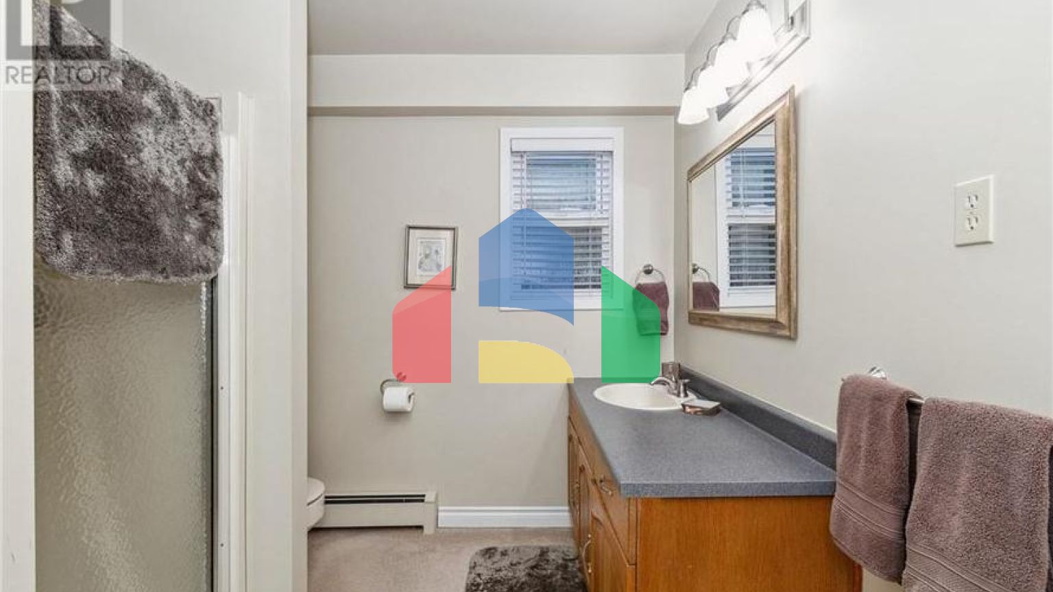 Residential - Single Family Home - Coquitlam, Canada - Canada