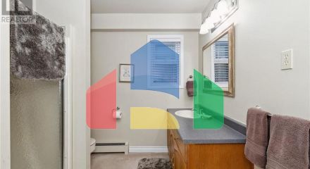 Residential - Single Family Home - Coquitlam, Canada - Canada