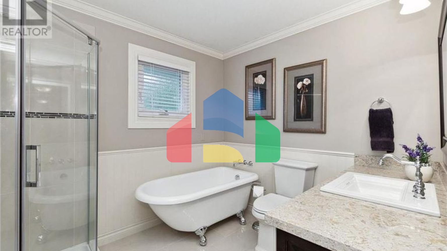 Residential - Single Family Home - Coquitlam, Canada - Canada