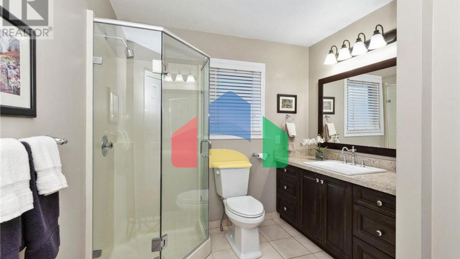 Residential - Single Family Home - Coquitlam, Canada - Canada