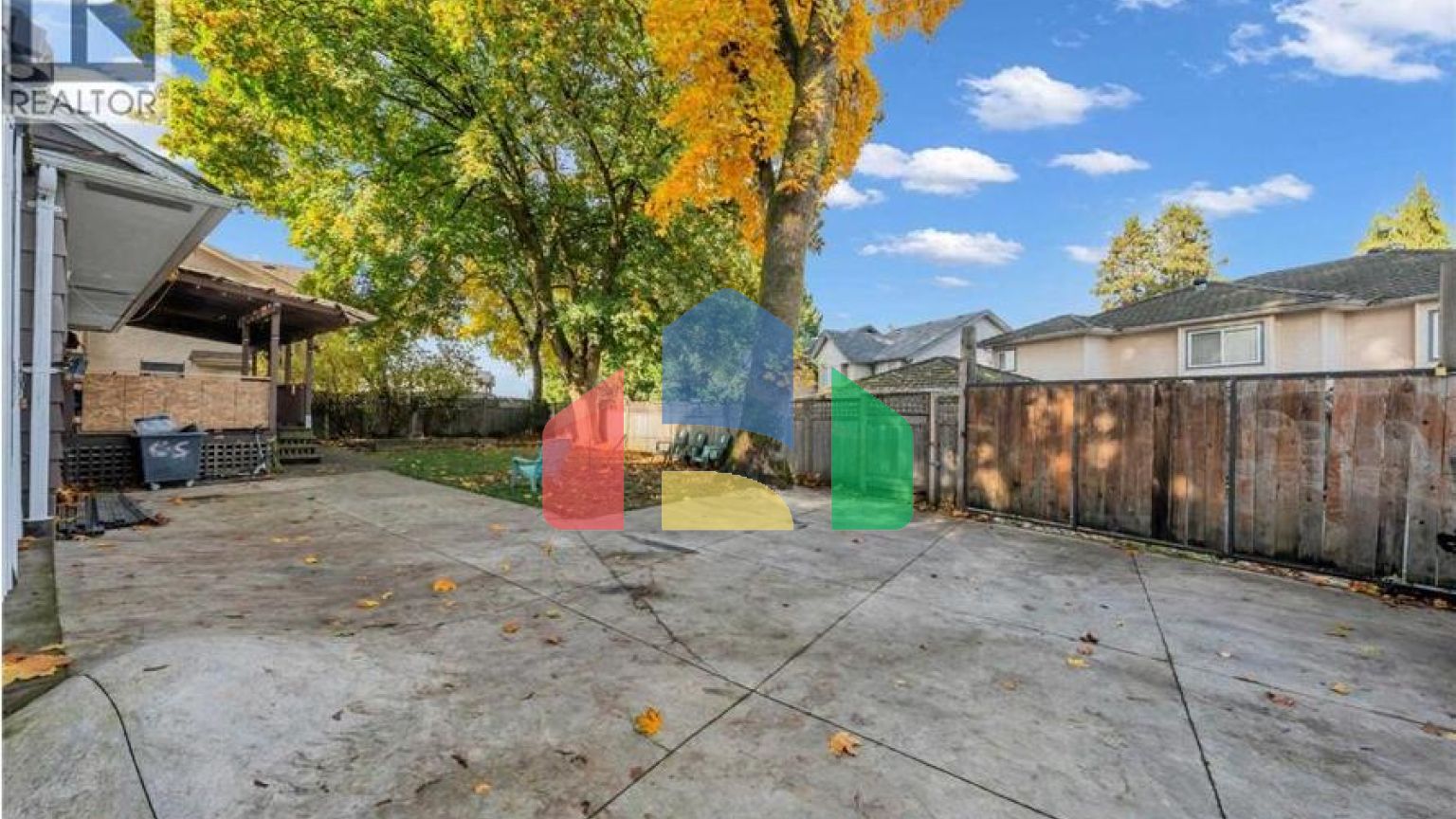 Residential - Single Family Home - Coquitlam, Canada - Canada