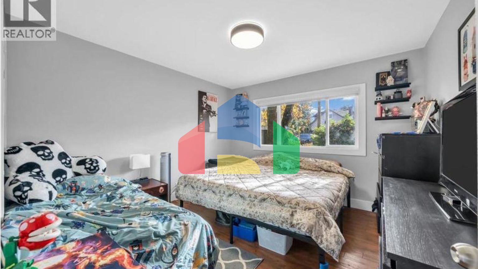 Residential - Single Family Home - Coquitlam, Canada - Canada