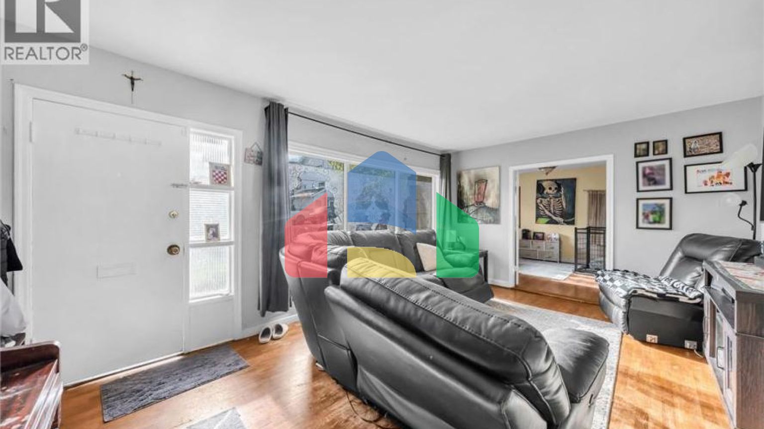 Residential - Single Family Home - Coquitlam, Canada - Canada