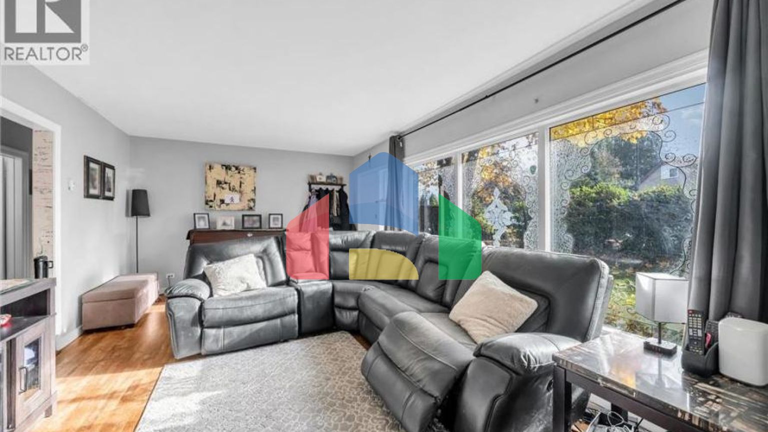 Residential - Single Family Home - Coquitlam, Canada - Canada