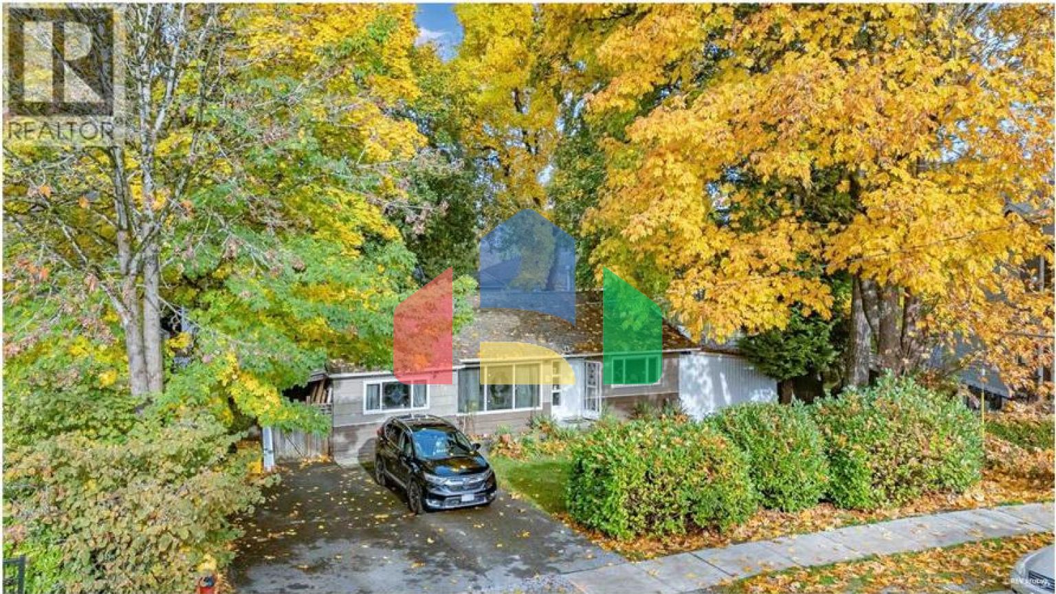 Residential - Single Family Home - Coquitlam, Canada - Canada