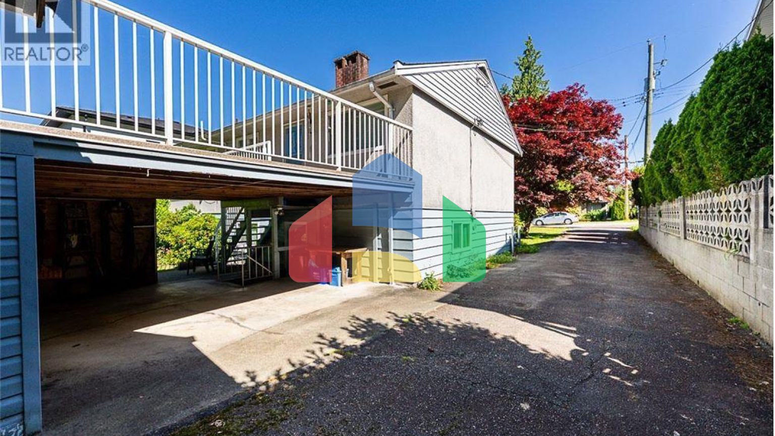 Residential - Single Family Home - Coquitlam, Canada - Canada