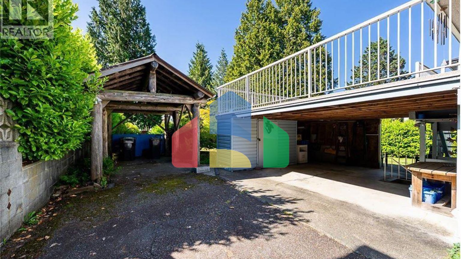 Residential - Single Family Home - Coquitlam, Canada - Canada