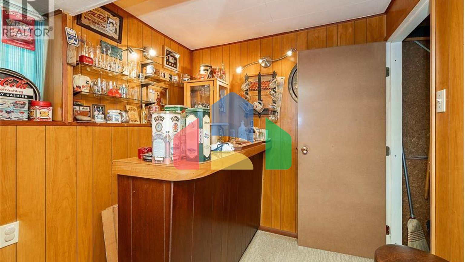 Residential - Single Family Home - Coquitlam, Canada - Canada