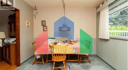 Residential - Single Family Home - Coquitlam, Canada - Canada