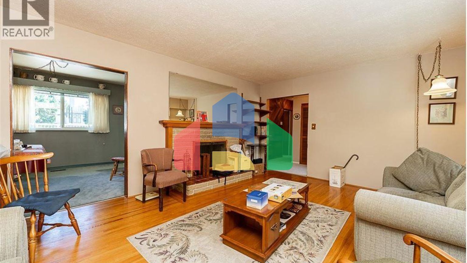 Residential - Single Family Home - Coquitlam, Canada - Canada