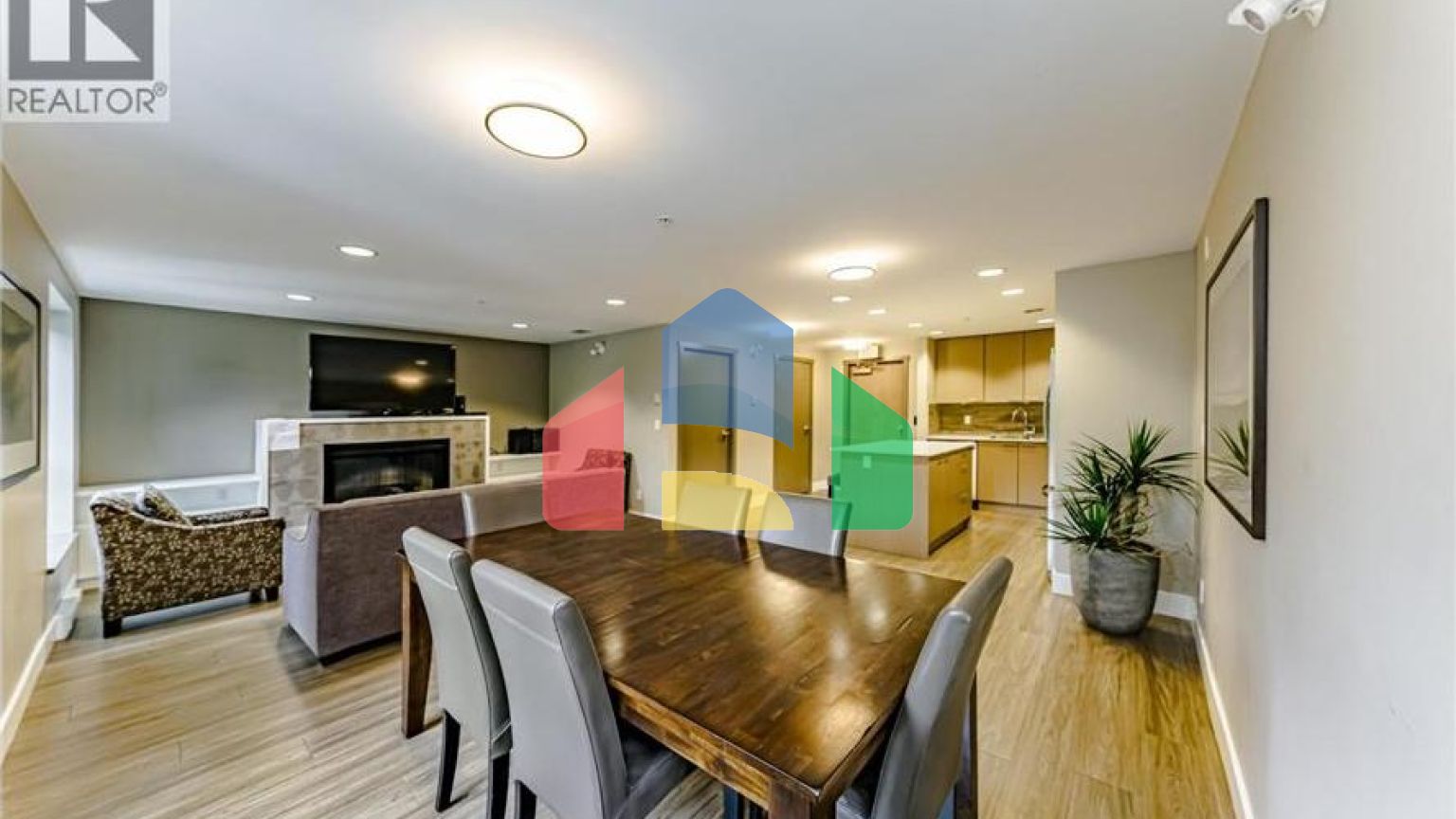 Residential - Single Family Home - Coquitlam, Canada - Canada