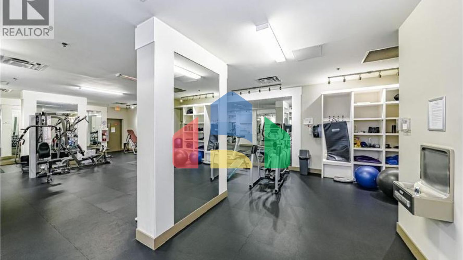 Residential - Single Family Home - Coquitlam, Canada - Canada