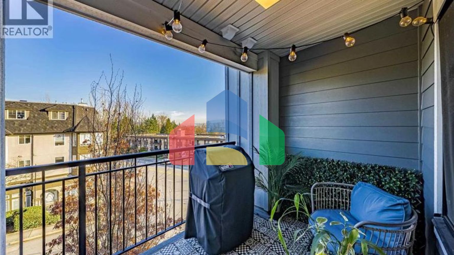 Residential - Single Family Home - Coquitlam, Canada - Canada