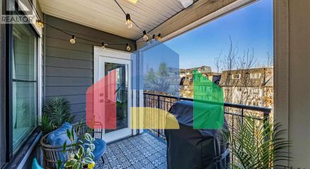 Residential - Single Family Home - Coquitlam, Canada - Canada