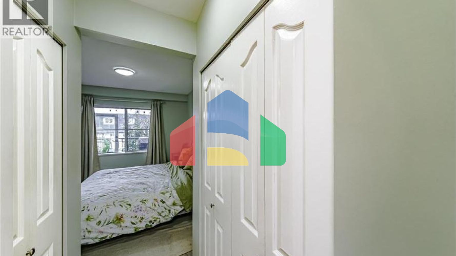 Residential - Single Family Home - Coquitlam, Canada - Canada