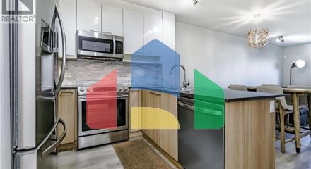 Residential - Single Family Home - Coquitlam, Canada - Canada