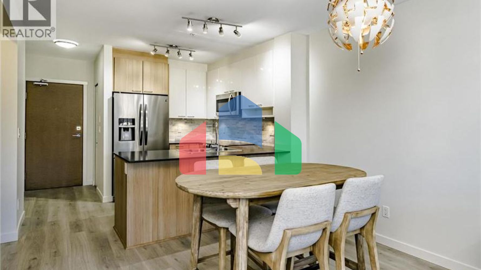 Residential - Single Family Home - Coquitlam, Canada - Canada