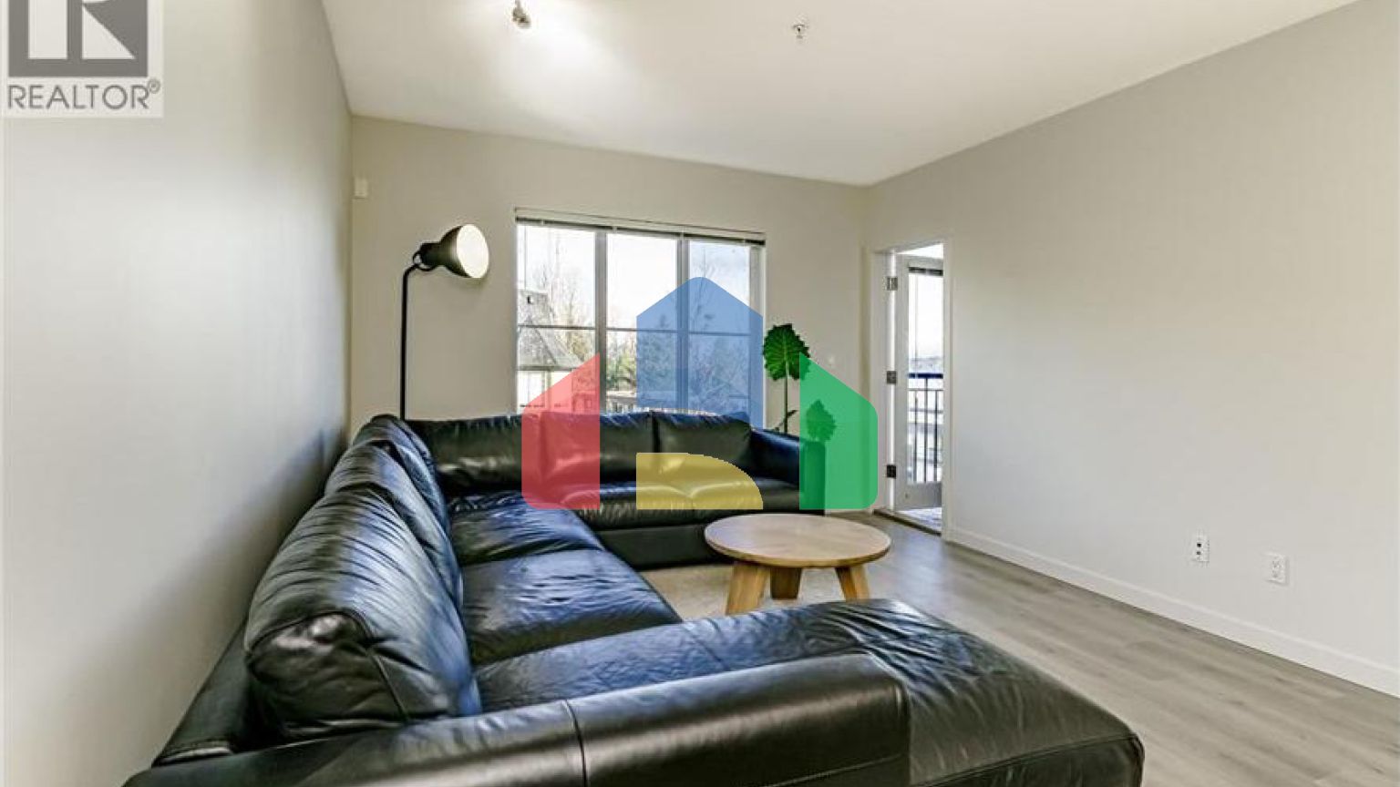 Residential - Single Family Home - Coquitlam, Canada - Canada