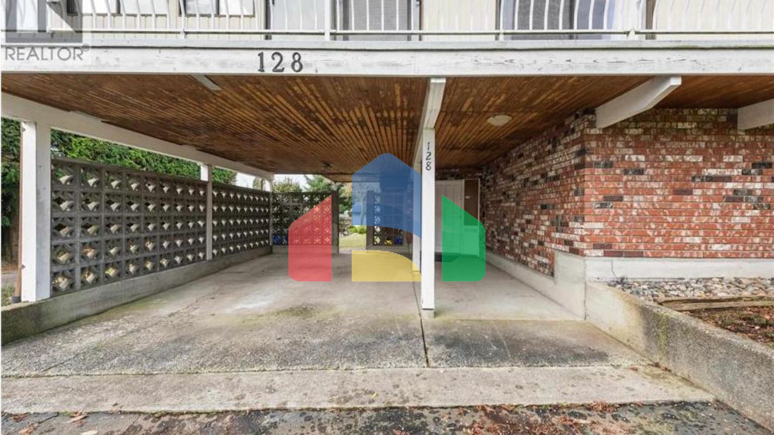 Residential - Single Family Home - Coquitlam, Canada - Canada