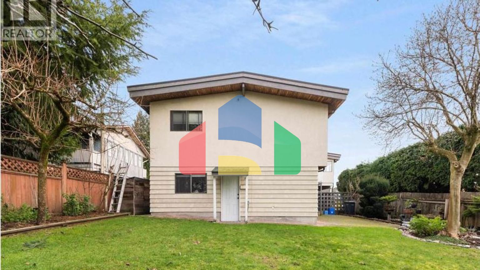 Residential - Single Family Home - Coquitlam, Canada - Canada