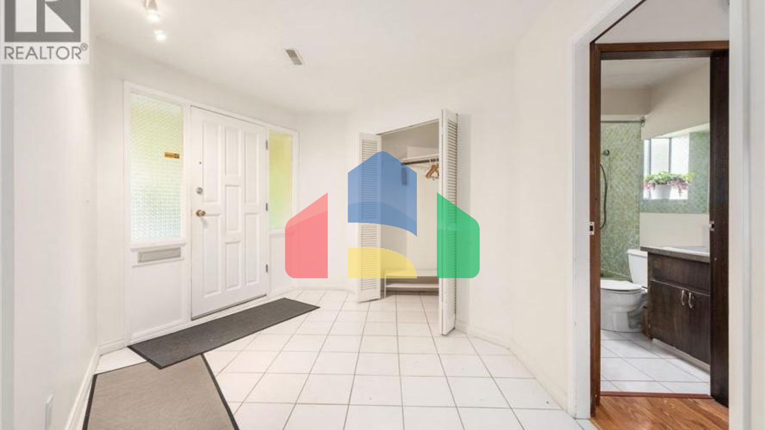 Residential - Single Family Home - Coquitlam, Canada - Canada