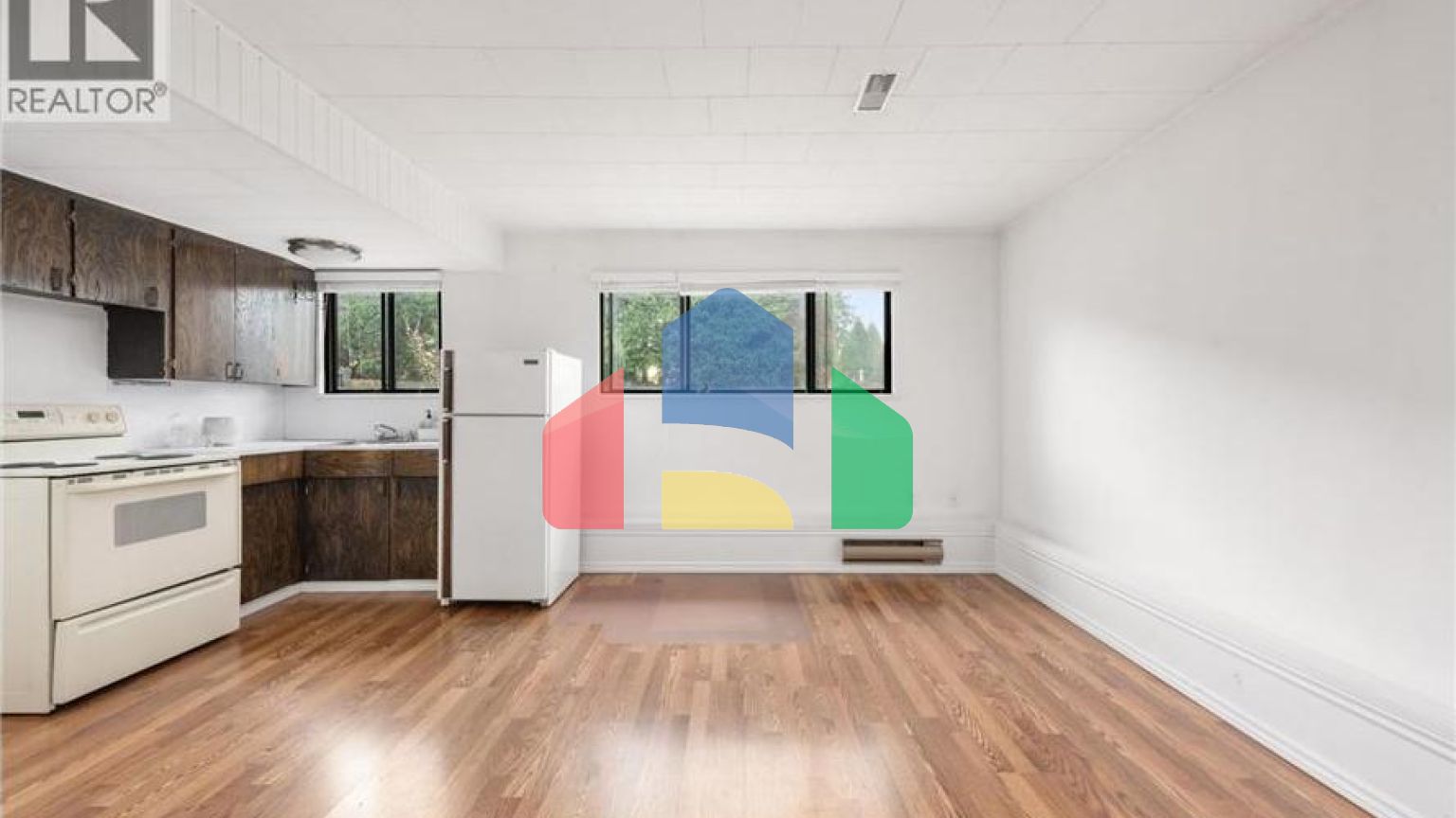 Residential - Single Family Home - Coquitlam, Canada - Canada