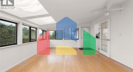 Residential - Single Family Home - Coquitlam, Canada - Canada