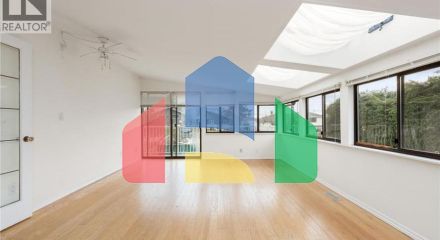 Residential - Single Family Home - Coquitlam, Canada - Canada