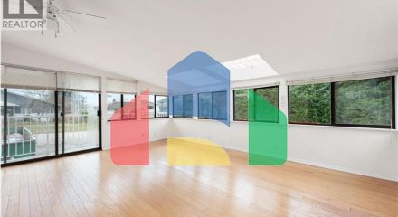 Residential - Single Family Home - Coquitlam, Canada - Canada