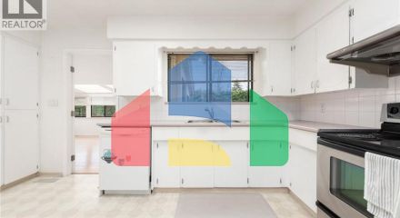 Residential - Single Family Home - Coquitlam, Canada - Canada