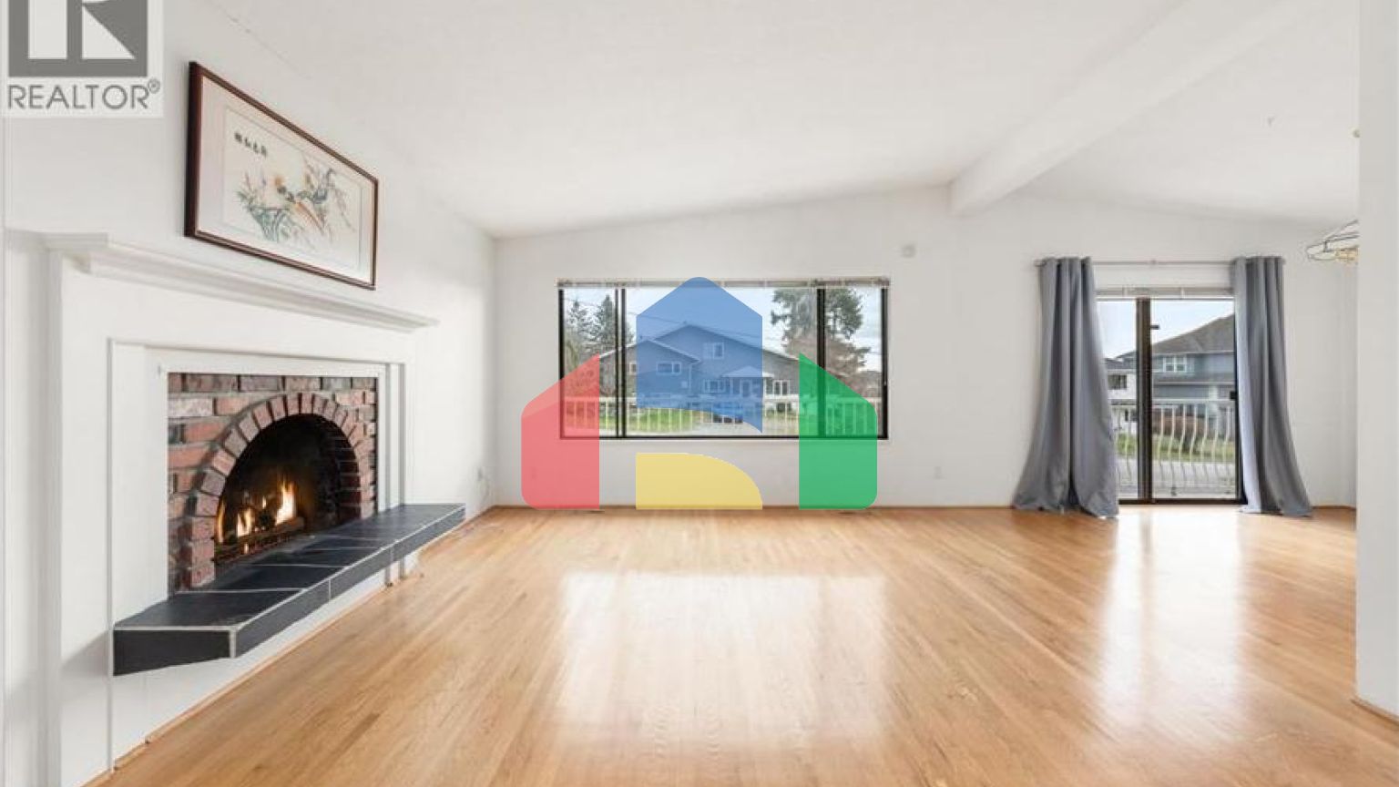 Residential - Single Family Home - Coquitlam, Canada - Canada