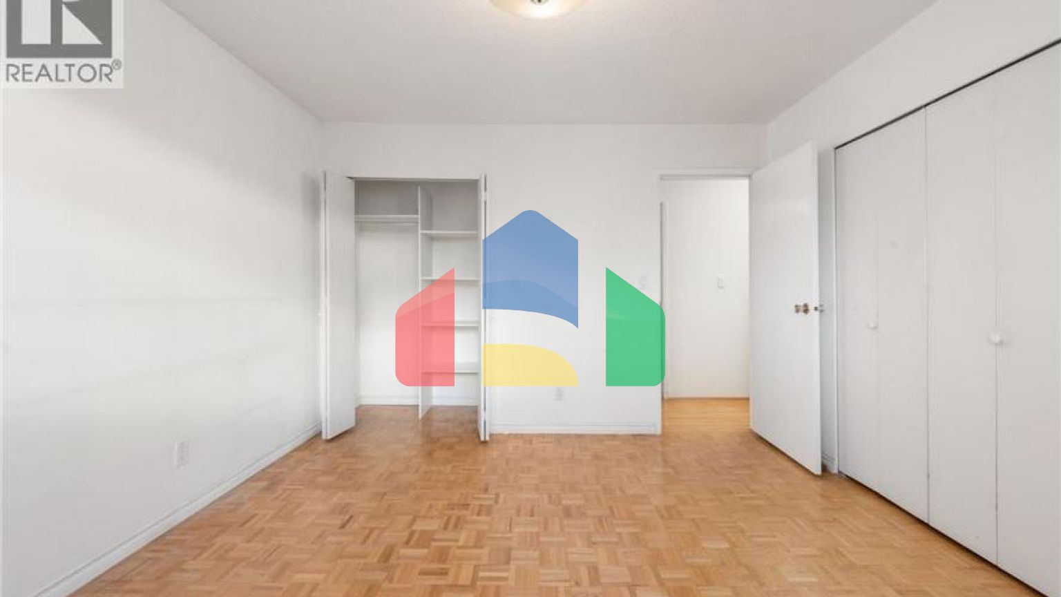 Residential - Single Family Home - Coquitlam, Canada - Canada