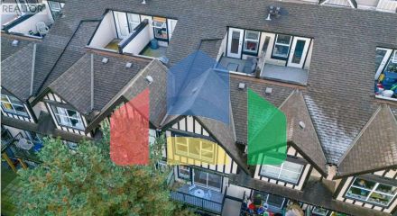 Residential - Townhouse - Coquitlam, Canada - Canada